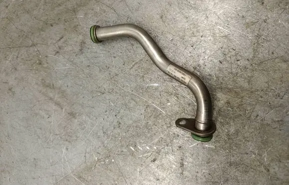 Volkswagen T-Roc Turbo turbocharger oiling pipe/hose 05E145735D