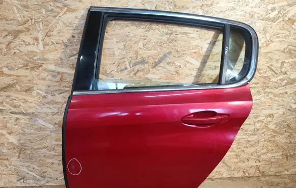 Peugeot 308 Rear door