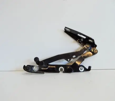 Audi A6 S6 C6 4F Tailgate/trunk/boot hinge 4F5827301D