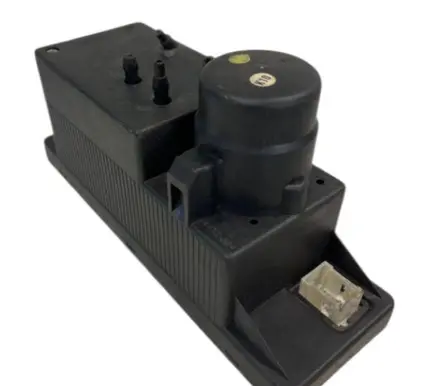 Mercedes-Benz E W210 Central locking vacuum pump 2108000048 0132006338