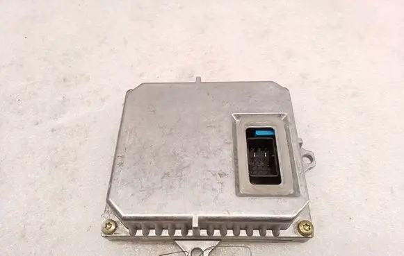 Headlight ballast module Xenon