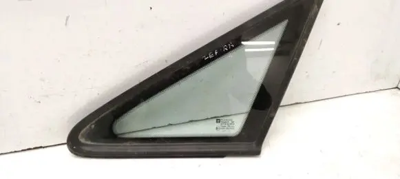 Opel Zafira A Front triangle window/glass 43R007022 DOT36 AS2