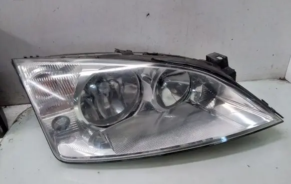 Ford Mondeo Mk III Headlight/headlamp