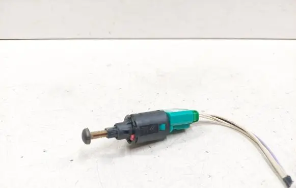 Brake pedal sensor switch