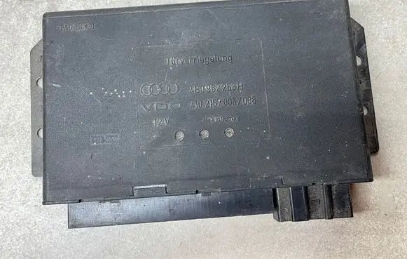 Audi A4 S4 B7 8E 8H Comfort/convenience module 4B0962258H