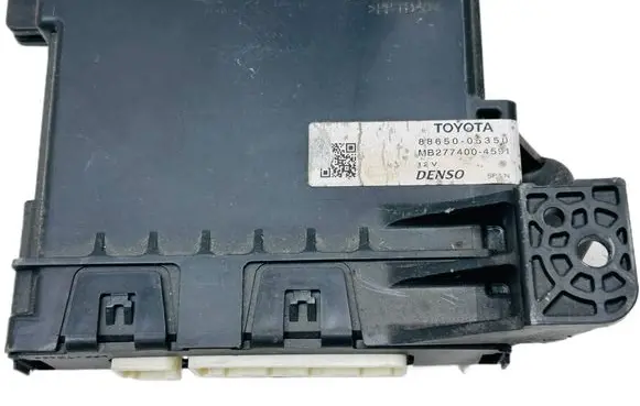 Toyota Avensis T270 Air conditioning/heating control unit 8865005350