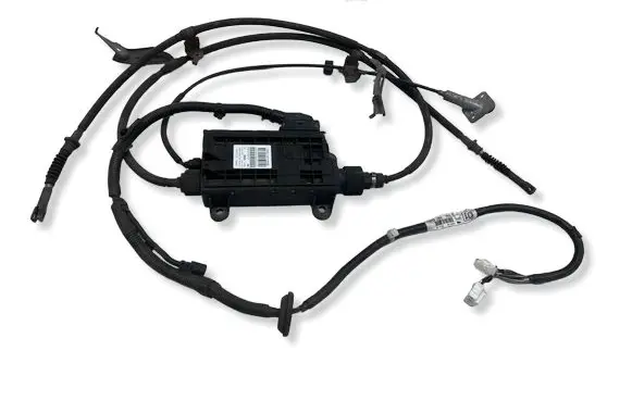 Toyota Avensis T270 Rear brake EMF control unit/module 4630005041 8216405010M