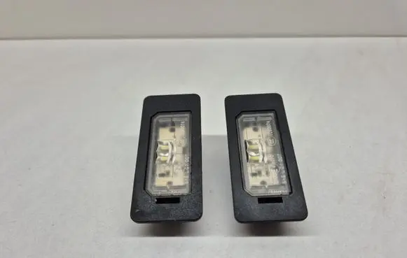 BMW 3 E90 E91 Number plate light 7193293