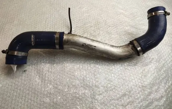 BMW 5 E39 Intercooler hose/pipe 7793133 779313302 11617793133