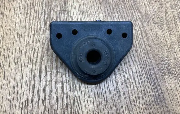 KIA Sportage Radiator mount bracket 25333D9000