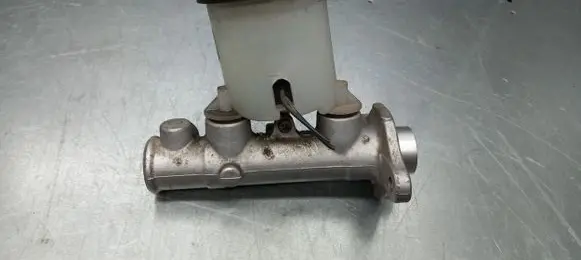 Mazda Demio Master brake cylinder