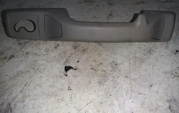 Volvo XC90 Rear interior roof grab handle 13550