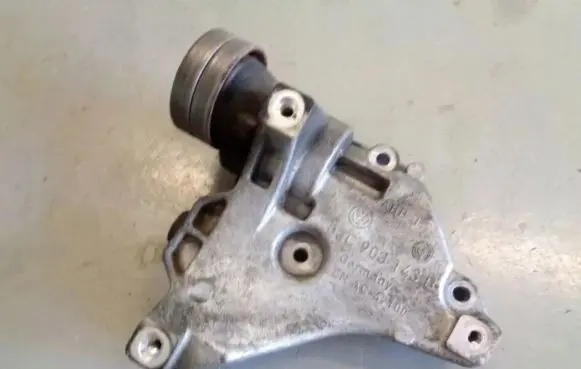 Volkswagen Golf VI Generator/alternator