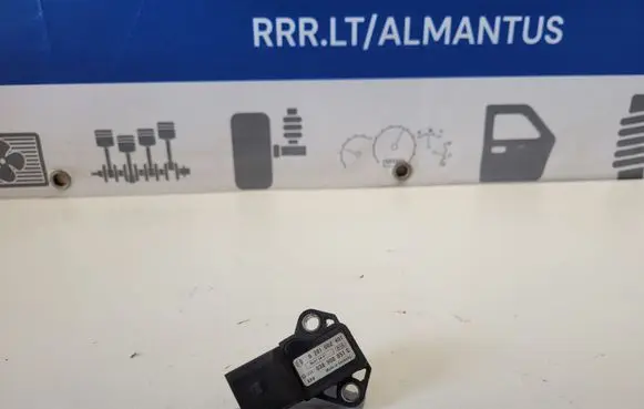 Audi A4 S4 B7 8E 8H Air pressure sensor 0281002401