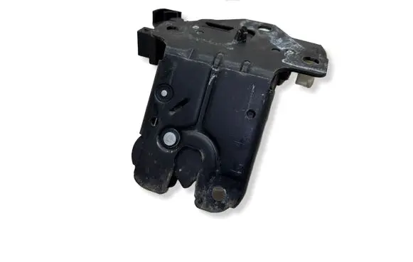 Audi A6 S6 C6 4F Tailgate/trunk/boot lock/catch/latch 8P4827505C