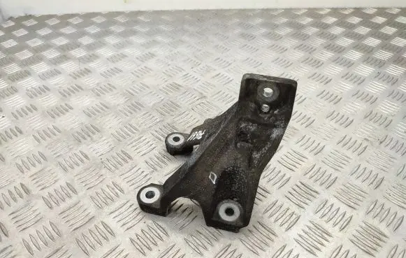 Jaguar XE Engine mounting bracket GX736037FA