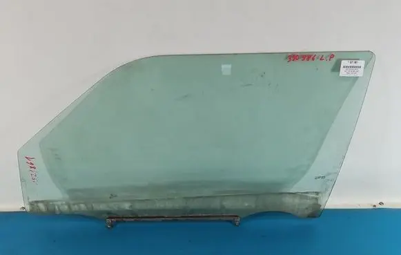 Suzuki Swift I Front door window glass four-door IMPRK1521861