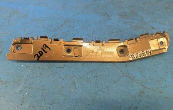 Ford Escape III Rear bumper mounting bracket GJ5417E850AB