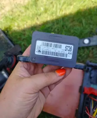 Opel Astra J ESP acceleration yaw rate sensor 13505726 BF31B252J3 10170107263