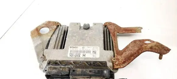 Toyota Yaris Engine control unit/module 896610D450 89661-0D450