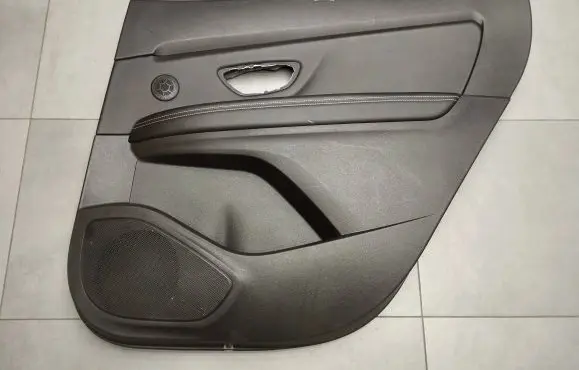 Renault Scenic IV - Grand scenic IV Coupe rear side trim panel 829A07295R