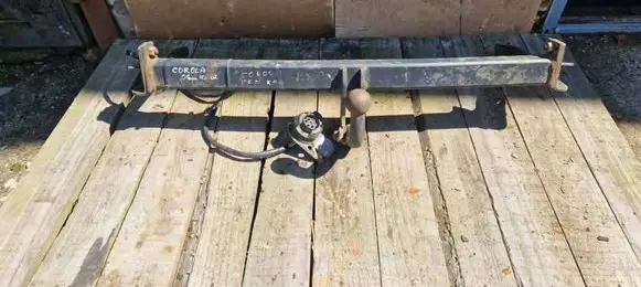 Toyota Corolla E120 E130 Tow bar set 
