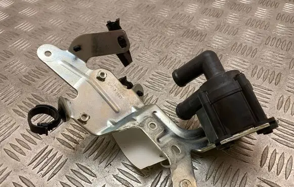 Volvo S90, V90 Electric auxiliary coolant/water pump 31368312