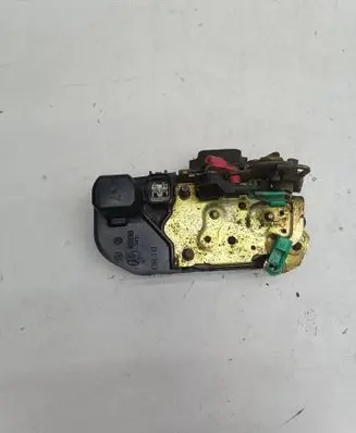 Chrysler Sebring (ST-22 - JR) Rear door lock