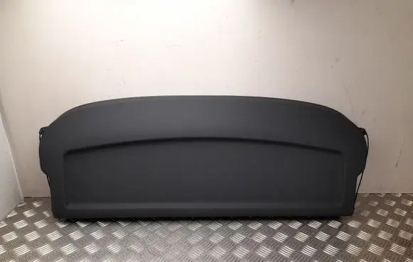 Parcel shelf