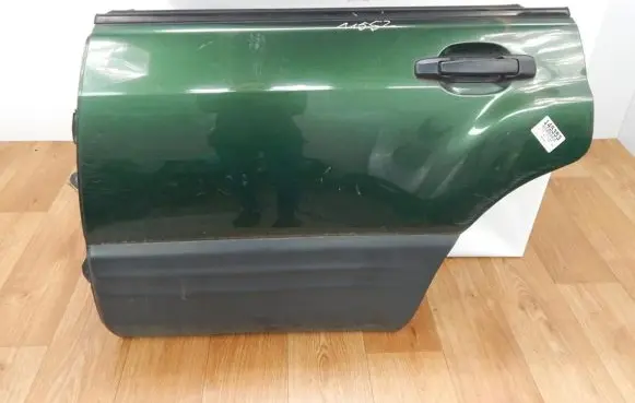Subaru Forester SF Rear door