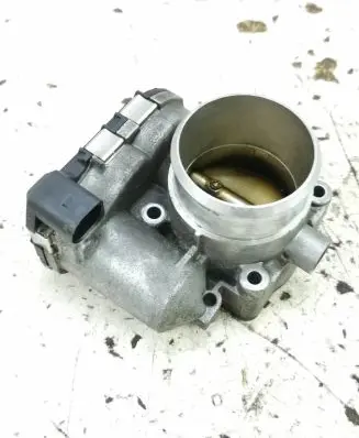 Audi A4 S4 B6 8E 8H Throttle valve 06B133062M