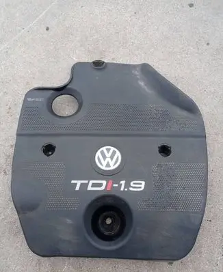 Volkswagen Golf IV Engine cover (trim) 038103925e