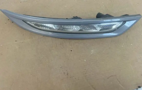 Ford Kuga I Front fog light BV4113D272AA T4UVB 75401