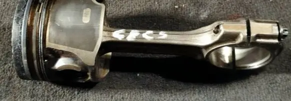 Citroen C8 Piston with connecting rod