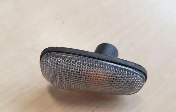 Opel Zafira A Front fender indicator light