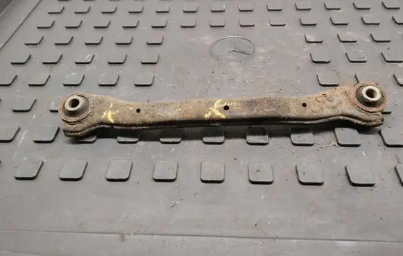 KIA Sportage Rear control arm