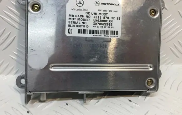 Mercedes-Benz E W211 Bluetooth control unit module A2118703226 UH03MM01RW