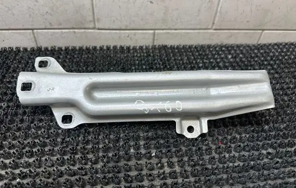 Infiniti QX60 L50 Headlight/headlamp mounting bracket 