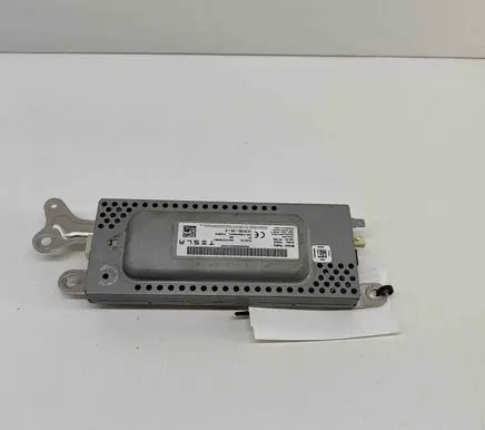 Tesla Model 3 Other devices 107975500D