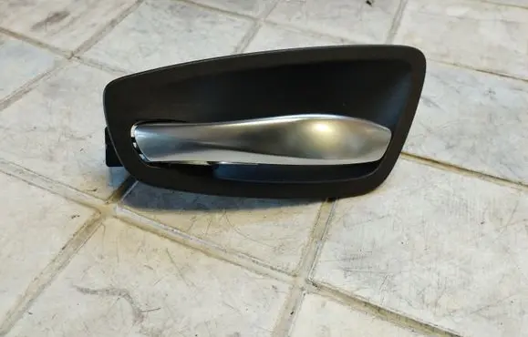 BMW 1 E81 E87 Rear door interior handle 696210101