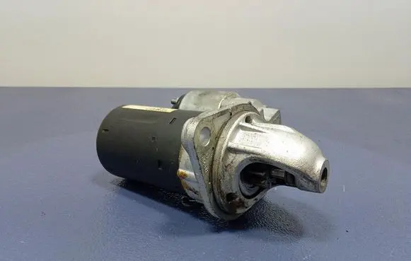 BMW X3 E83 Starter motor 001107426
