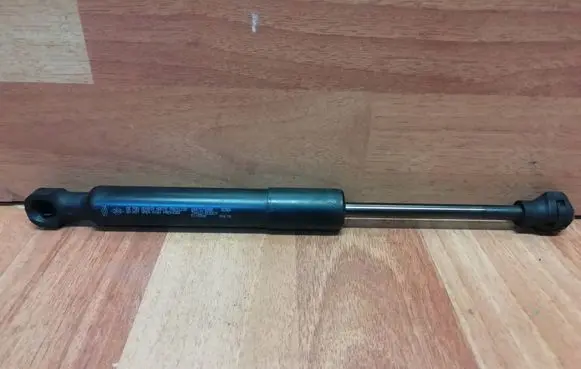 Renault Zoe Front bonnet/hood damper/strut 654709477R 654707388R
