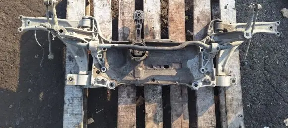 Volkswagen PASSAT B6 Front subframe 3C0199369F
