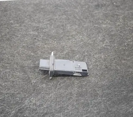 Nissan Juke I F15 Mass air flow meter 226807S00B