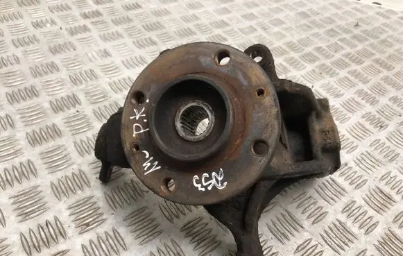 Citroen DS3 Front wheel hub