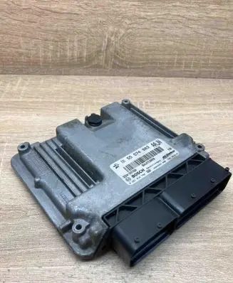 Opel Insignia A Engine control unit/module ECU 55574903 0281016704 AAJN