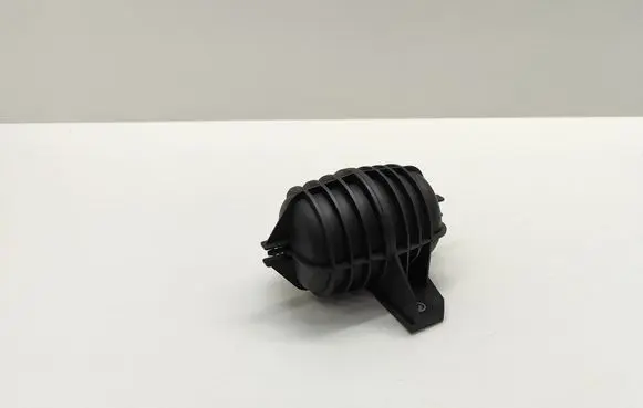 BMW 5 E60 E61 Vacuum air tank 7799790 11657799790 1165779979001