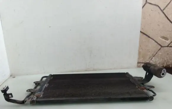 Volkswagen New Beetle A/C cooling radiator (condenser)