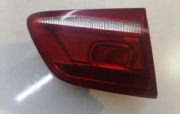 Volkswagen PASSAT B7 Tailgate rear/tail lights 3AE945093K