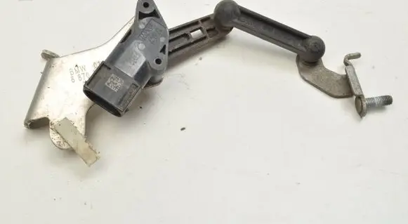 BMW 8 G16 Headlight/headlamp level sensor 6895466